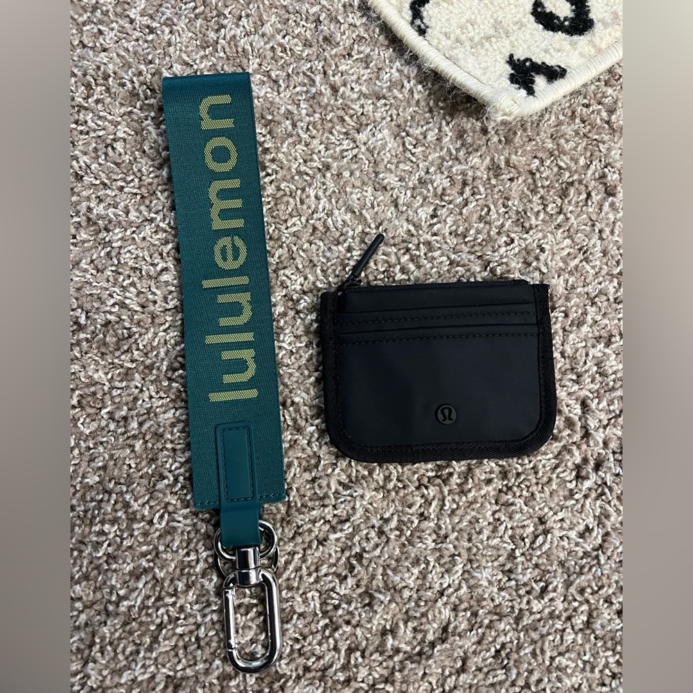 Lululemon True Identity Card case and Never-lost KeyChain Bundle